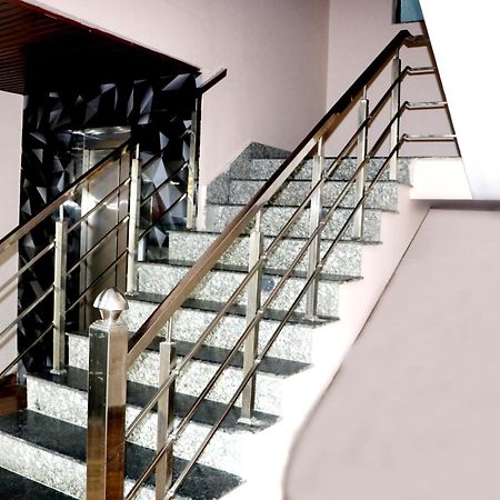 Hotel Blue Pine Haridwār Zewnętrze zdjęcie