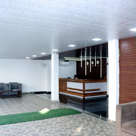 Hotel Blue Pine Haridwār Zewnętrze zdjęcie