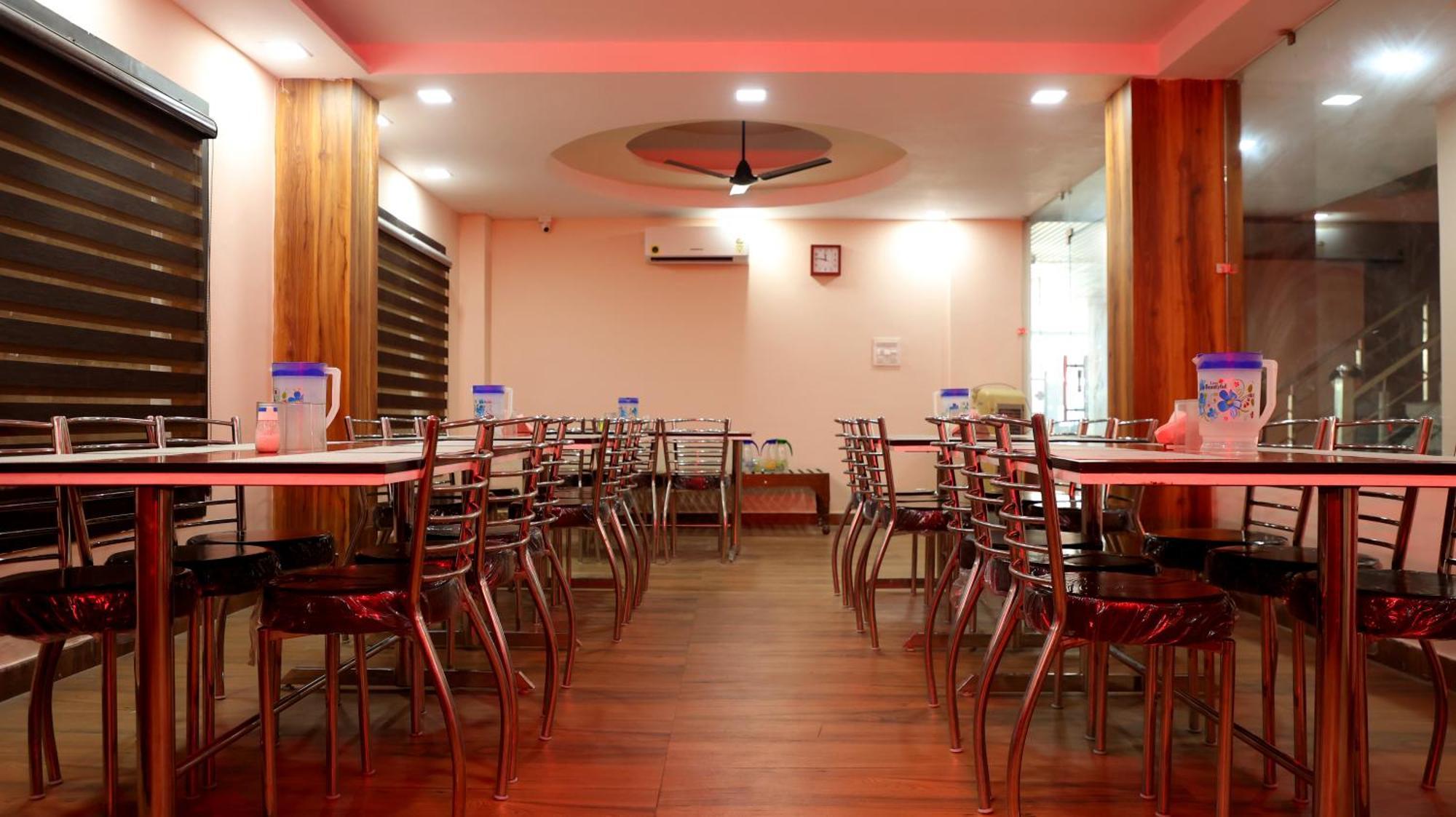 Hotel Blue Pine Haridwār Zewnętrze zdjęcie
